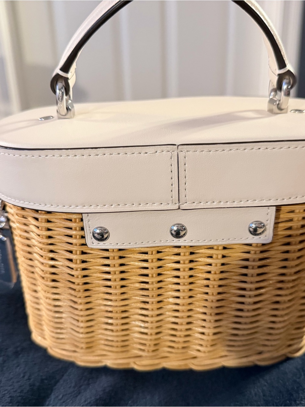Authentic Coach Wicker Top Handle Crossbody Bag|Ivory Leather| - Picture 3 of 6